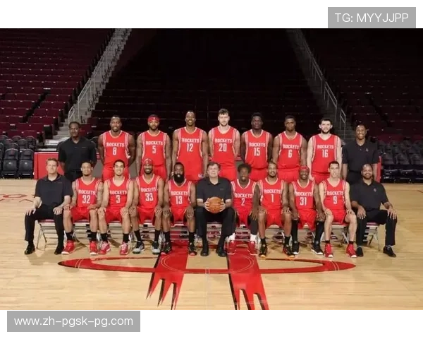 火箭队球员全家福合照图片合集展示